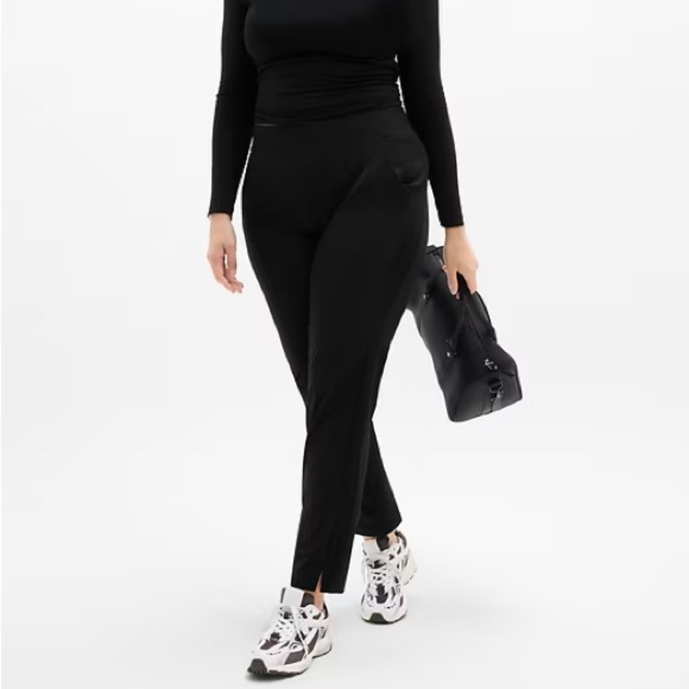 Athleta mid rise Brooklyn ankle pant black stretchy pull on athleisure work 16